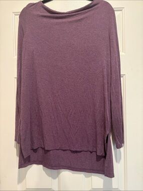 Adrienne Vittadini Lavender-Purple Long Sleeve Boatneck Top, Size Medium
